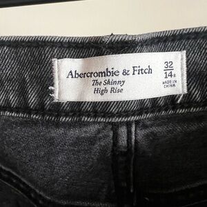 Abercrombie ripped knee skinny high rise dark denim